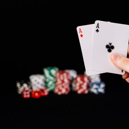 Mikä on kaksi paria pokerissa?